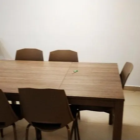 Homestay On Arturo Mercieca 46 Проживание в семье