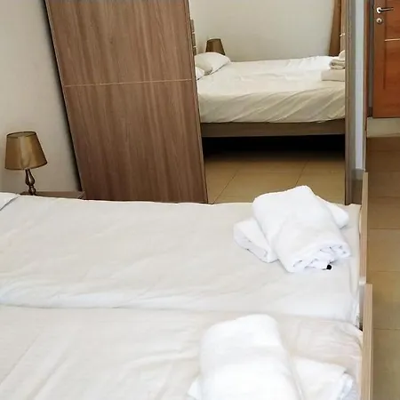 Homestay On Arturo Mercieca 46 *