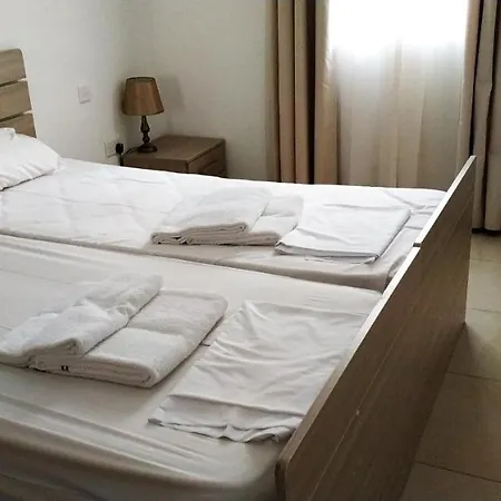Homestay On Arturo Mercieca 46 *