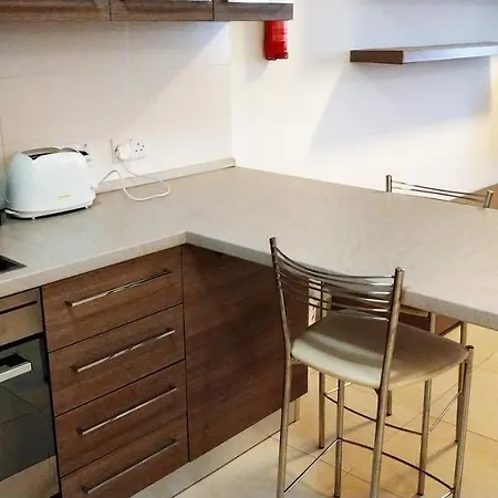 Homestay On Arturo Mercieca 46 Kwatera prywatna Sliema