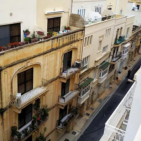 Homestay On Arturo Mercieca 46 * Sliema