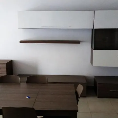 Homestay On Arturo Mercieca 46