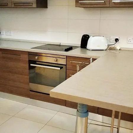 Homestay Homestay On Arturo Mercieca 46 *