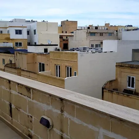 Homestay Homestay On Arturo Mercieca 46